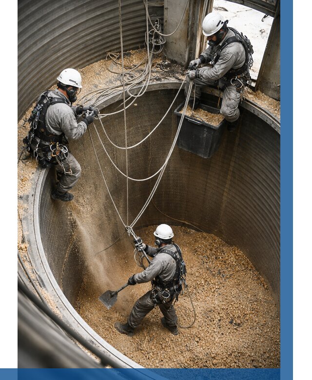 Чистка зерновых бункеров в Луге от 12372 р. | ВЫСОТНИК-Лга